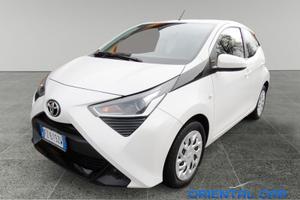Toyota Aygo 1.0 VVT-i x-play MOLTO BELLA