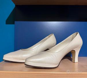 Scarpe décolleté, colore panna, n 36.5