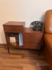 Mobiletto/comodino