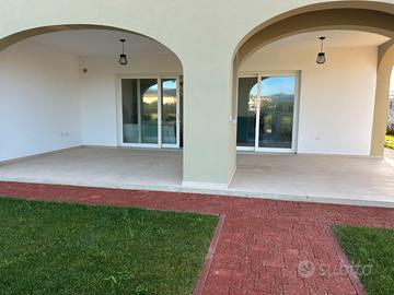 Elegante trilocale con 2 bagni a 500 mt spiaggia