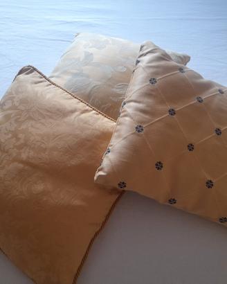 3 cuscini arredo 