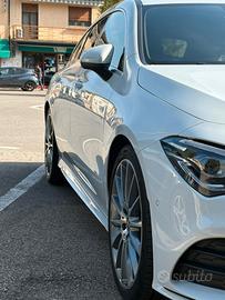 Mercedes CLA200