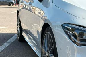 Mercedes CLA200