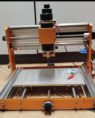 Cnc Lunyee 3018 pro ultra con Modulo laser 5,5 w 