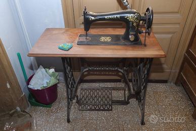 Macchina da cucire Singer anni 50