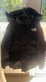 Giaccone imbottito con cappuccio. THE NORTH FACE
