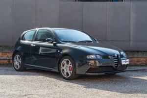Alfa Romeo 147 3.2i V6 24V cat 3 porte GTA