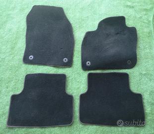 Set 4 Tappeti Volkswagen Tcross