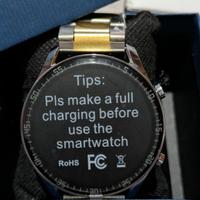 Smartwatch in acciaio, chiama e risponde 