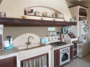 Cucina rustica/shabby chic