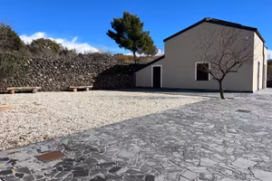 Villa a 3 km da adrano 5 stanze e bagno camera