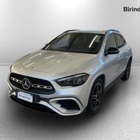 MERCEDES-BENZ GLA (H247) - GLA 180 d Auto