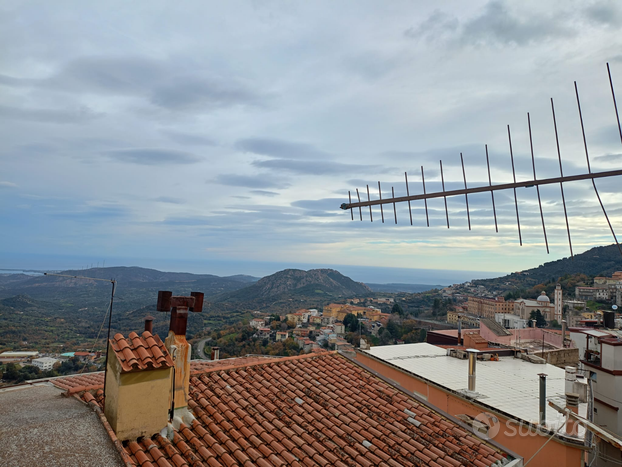 Appartamento con box auto e vista panoramica