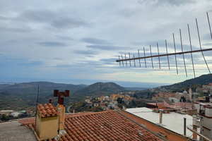 Appartamento con box auto e vista panoramica