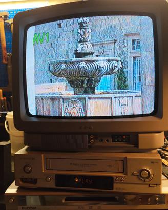 Mivar 16P2 TV a tubo catodico 16"
