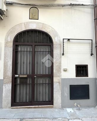 CASA INDIPENDENTE A CANOSA DI PUGLIA
