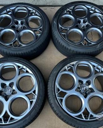 Ruote complete da 20 pollici Alfa Romeo Tonale
