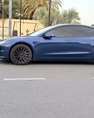 Tesla MODEL 3 PREMIUM