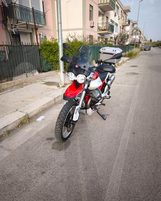 MOTO GUZZI V85TT 1500KM NUOVA 