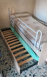 letto singolo  con letto estraibile 