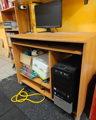 Scrivania porta PC