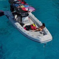 Gommone 8m immatricolato no motori