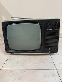 Televisore vintage Grundig P 1223 / 16
