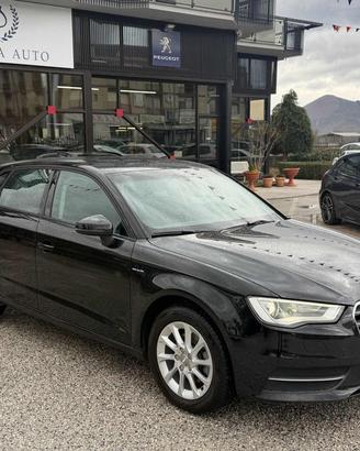 AUDI A3 SPB 1.6 TDI clean S tronic Ambition SC.