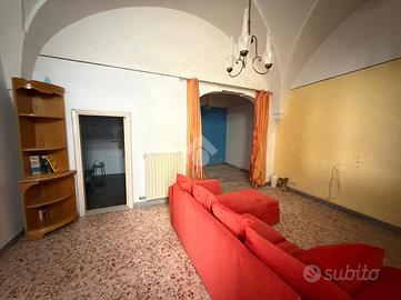 2 LOCALI A GROTTAGLIE