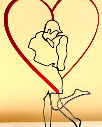 Decorazione bacio d’amore abbraccio coppia  cuore