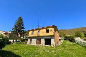 Villa di 135 m² con 4 locali e box auto a Badia Te