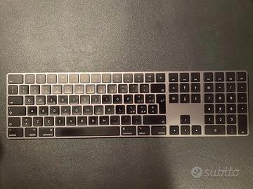Apple magic keyboard con tastierino numerico