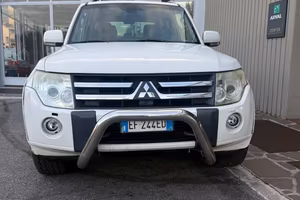 Mitsubishi Pajero 3.2 DI-D 16V aut. 3p. Instyle DP