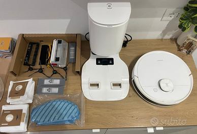 ECOVACS DEEBOT N8+ con accessori e ricambi extra