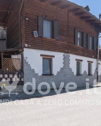 Villa di 100 m² con 2 locali e box auto a Saint-Vi