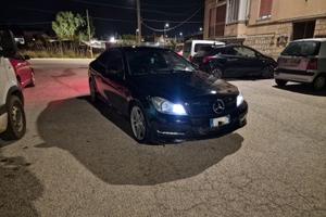 MERCEDES C250 COUPÉ AMG 204CV