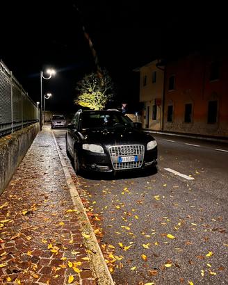 Audi a4 S-line (per ricambi o intera)