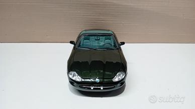 Modellino auto 1/18 Maisto