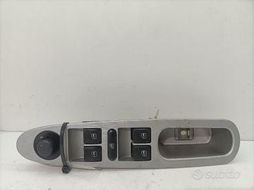 PULSANTIERA ANTERIORE SINISTRA DR 1 1° Serie 7340