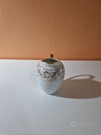 Bricco per il latte in porcellana Bavaria vintage