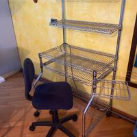 Scrivania porta computer