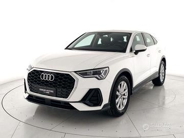 AUDI Q3 Sportback 35 2.0 tdi Business Plus s-troni