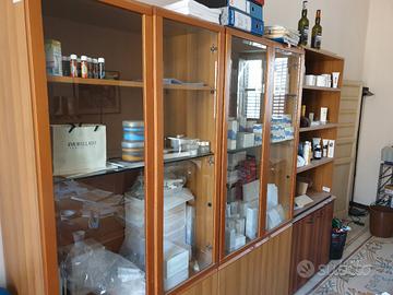 libreria a vetri e senza