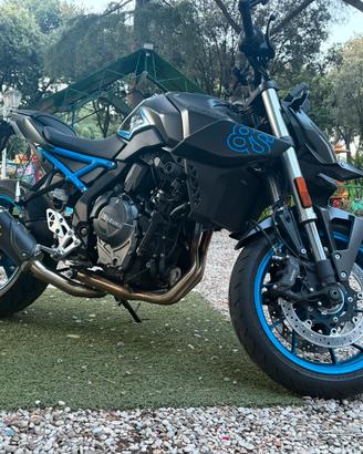 Suzuki gsx8S