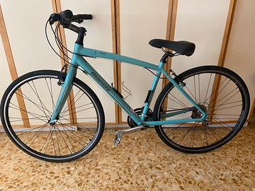 Bacicletta BIANCHI IBRIDA C. Sport 1 28”