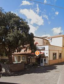 IMMOBILE ADIBITO A BAR PRONTO ALL'USO