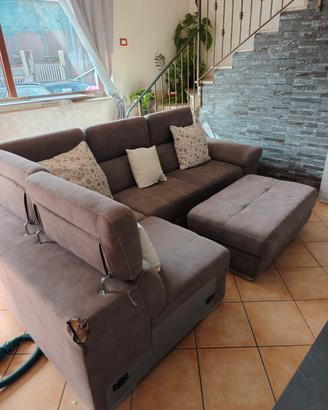 divano angolare con letto