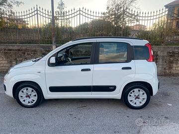 panda GPL con comandi al volante