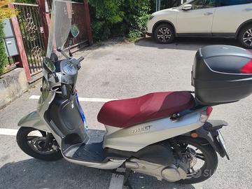 Scooter Peugeot tweet 150 cc