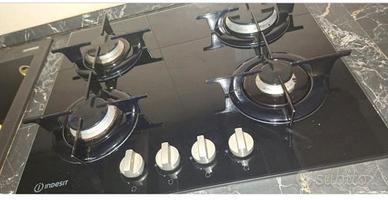 fornello quattro  fuochi